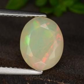 Opale multicolore naturelle coupe ovale, 1,21 ct, translucide