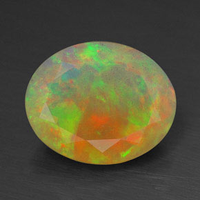 Opale multicolore naturelle coupe ovale, 2,00 ct, transparent