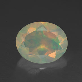 Opale multicolore naturelle coupe ovale, 1,37 ct, transparent