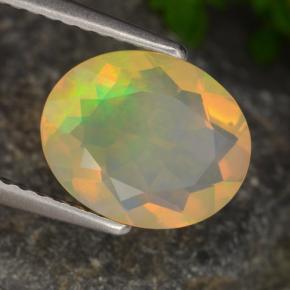 Opale multicolore naturelle coupe ovale, 1,30 ct, transparent