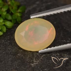Opale Multicolore naturelle ovale, 1.34 ct, Translucide