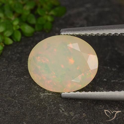 Opale Multicolore naturelle ovale, 1.58 ct, Translucide