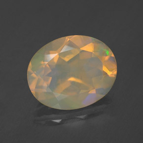 Opale multicolore naturelle coupe ovale, 1,63 ct, transparent