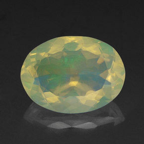 Opale multicolore naturelle coupe ovale, 1,67 ct, transparent