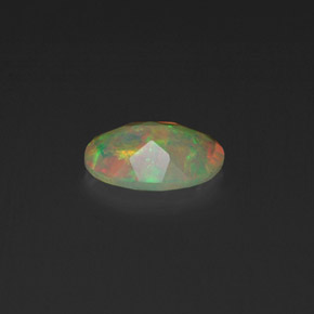 Opale multicolore naturelle transparent, 0,37 ct, transparent / translucide