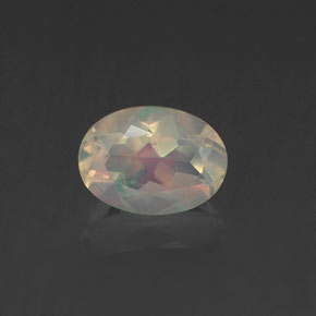 Opale multicolore naturelle coupe ovale, 0,62 ct, transparent