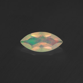 Opale multicolore naturelle marquise, 0,56 ct, transparent