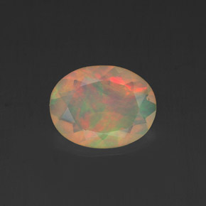 Opale multicolore naturelle coupe ovale, 0,84 ct, transparent