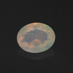 Opale multicolore naturelle coupe ovale, 1,05 ct, transparent