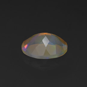 Opale multicolore naturelle coupe ovale, 1,14 ct, transparent