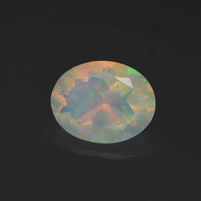Opale multicolore naturelle coupe ovale, 1,08 ct, transparent