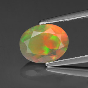 Opale multicolore naturelle coupe ovale, 1,11 ct, transparent