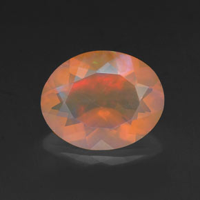 Opale multicolore naturelle coupe ovale, 1,40 ct, transparent