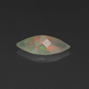 Opale multicolore naturelle marquise, 0,88 ct, transparent