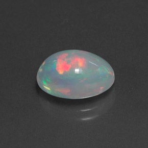 Opale multicolore naturelle coupe ovale, 2,46 ct, transparent