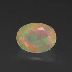 Opale multicolore naturelle transparent, 0,87 ct, transparent / translucide