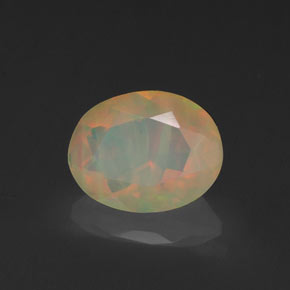 Opale multicolore naturelle transparent, 0,88 ct, transparent / translucide