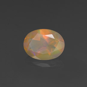 Opale multicolore naturelle coupe ovale, 0,88 ct, transparent