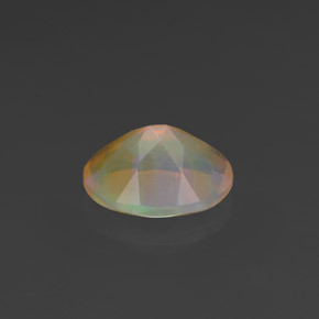 Opale multicolore naturelle coupe ovale, 0,88 ct, transparent