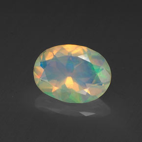 Opale Multicolore naturelle Coupe ovale, 0.72 ct, Transparent