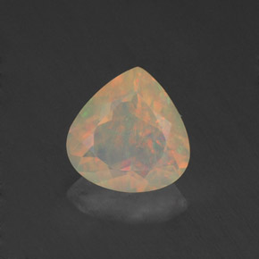Opale multicolore naturelle en forme de poire, 0,67 ct, transparent