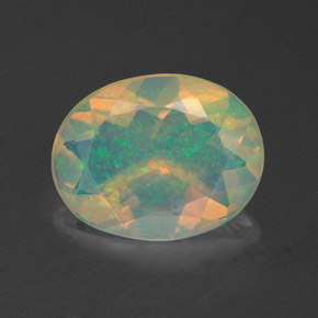 Opale multicolore naturelle coupe ovale, 1,38 ct, transparent