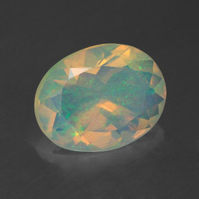 Opale multicolore naturelle coupe ovale, 1,38 ct, transparent