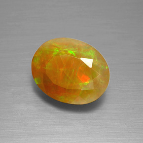 Opale multicolore naturelle coupe ovale, 1,51 ct, translucide