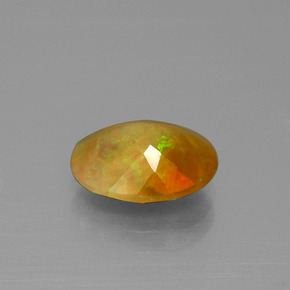 Opale multicolore naturelle coupe ovale, 1,51 ct, translucide