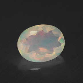 Opale multicolore naturelle coupe ovale, 1,22 ct, transparent
