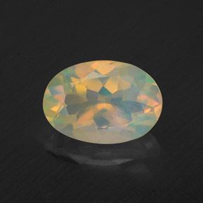 Opale multicolore naturelle coupe ovale, 1,26 ct, transparent