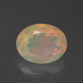 Opale multicolore naturelle coupe ovale, 1,25 ct, transparent
