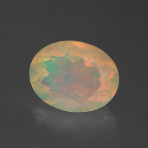 Opale multicolore naturelle coupe ovale, 1,25 ct, transparent