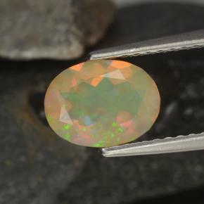 Opale multicolore naturelle coupe ovale, 0,92 ct, transparent