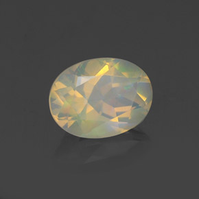 Opale multicolore naturelle coupe ovale, 0,98 ct, transparent