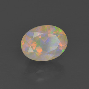 Opale multicolore naturelle coupe ovale, 1,06 ct, transparent