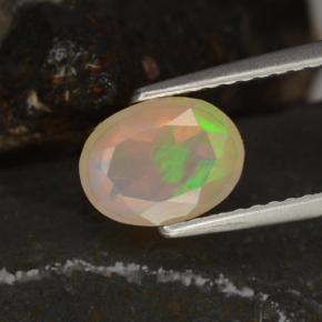 Opale multicolore naturelle coupe ovale, 0,78 ct, transparent