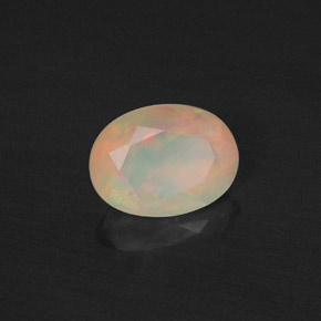 Opale multicolore naturelle transparent, 0,88 ct, transparent / translucide