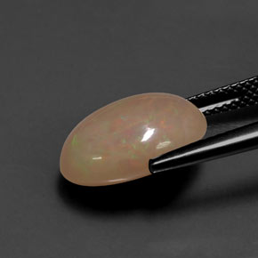 Opale Multicolore naturelle Coupe ovale, 3.87 ct, Translucide