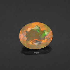 Opale multicolore naturelle coupe ovale, 1,56 ct, transparent