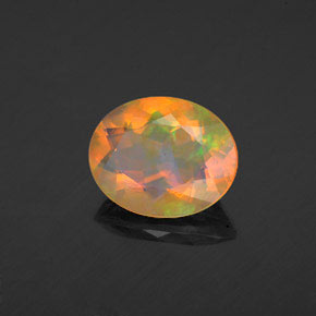 Opale multicolore naturelle coupe ovale, 1,56 ct, transparent