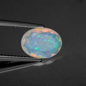 Opale multicolore naturelle coupe ovale, 1,22 ct, transparent