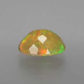 Opale multicolore naturelle coupe ovale, 1,84 ct, transparent