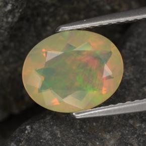 Opale multicolore naturelle coupe ovale, 1,24 ct, transparent