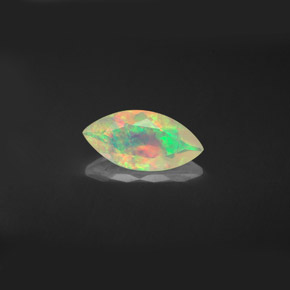 Opale multicolore naturelle marquise, 0,86 ct, transparent