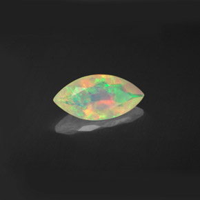 Opale multicolore naturelle marquise, 0,86 ct, transparent