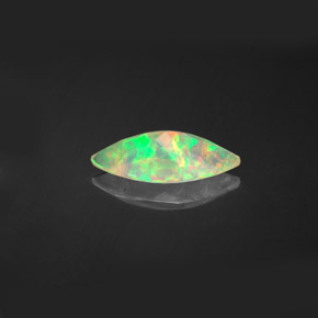 Opale multicolore naturelle marquise, 0,86 ct, transparent