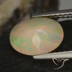 Opale Multicolore naturelle ovale, 1.14 ct, Translucide