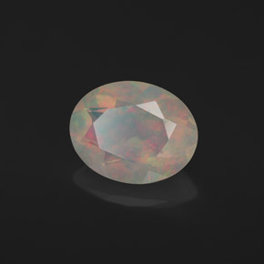 Opale multicolore naturelle coupe ovale, 1,16 ct, translucide