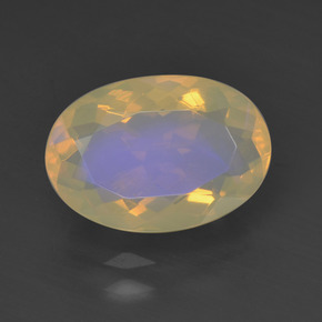 Opale multicolore naturelle coupe ovale, 1,83 ct, transparent